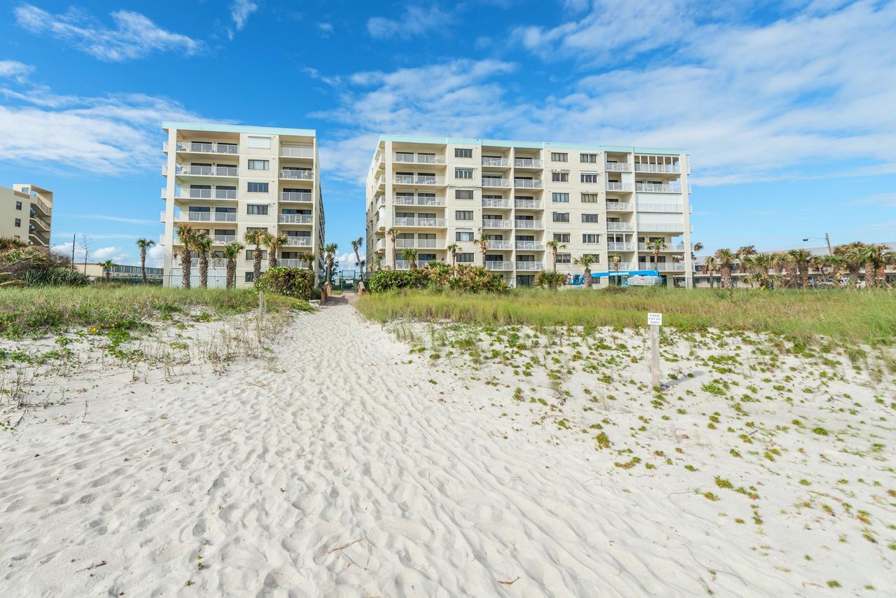 Sandcastles Cocoa Beach Exterior photo